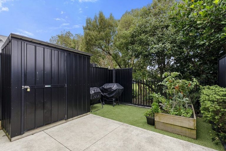 Photo of property in 13 Te Ara O Paetutu, Petone, Lower Hutt, 5012