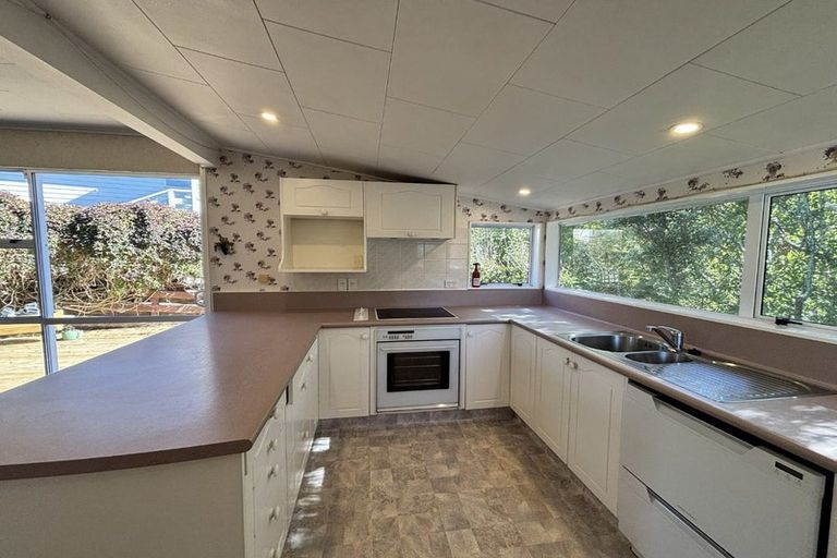 Photo of property in 17 The Companionway, Whitby, Porirua, 5024