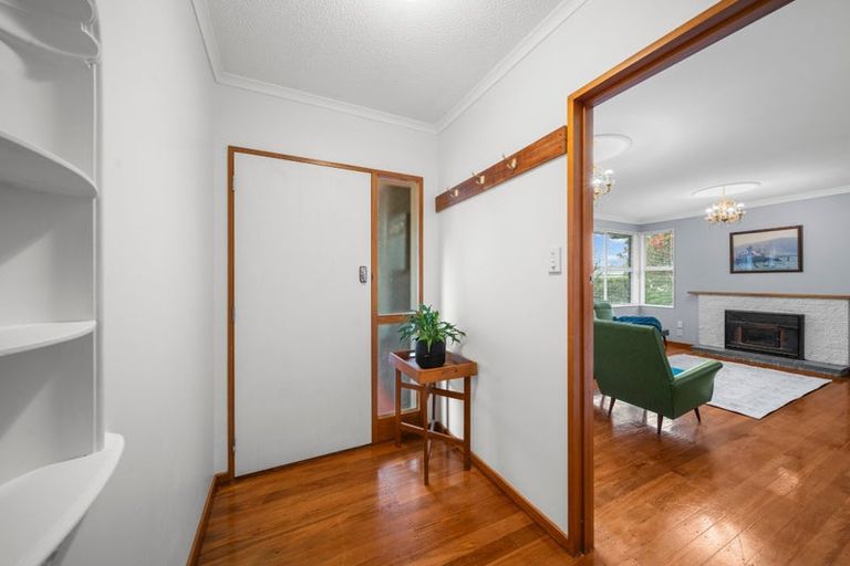 Photo of property in 23 East Street, Greytown, 5712