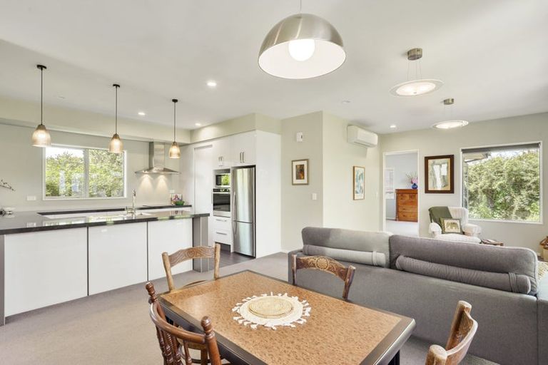 Photo of property in 8 Winton Street, St Albans, Christchurch, 8014