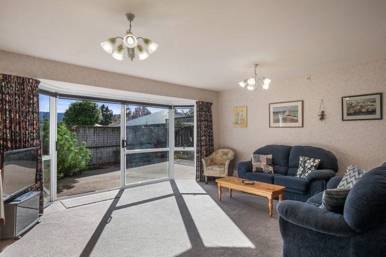 Photo of property in 3/25 Lane Street, Wallaceville, Upper Hutt, 5018