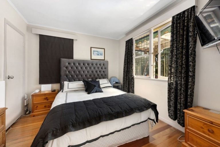 Photo of property in 2a Pempsey Street, Silverstream, Upper Hutt, 5019