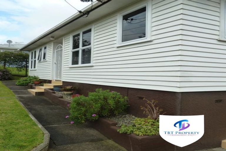 Photo of property in 1 Rothery Road, Hillpark, Auckland, 2102