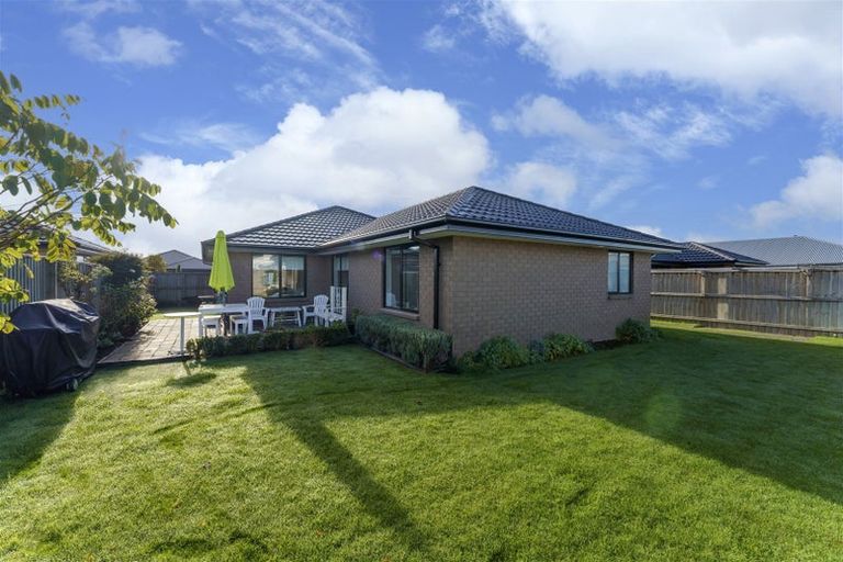 Photo of property in 34 Minerva Crescent, Woodend, 7610