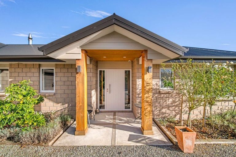 Photo of property in 170 Reservoir Road, Oamaru North, Oamaru, 9492