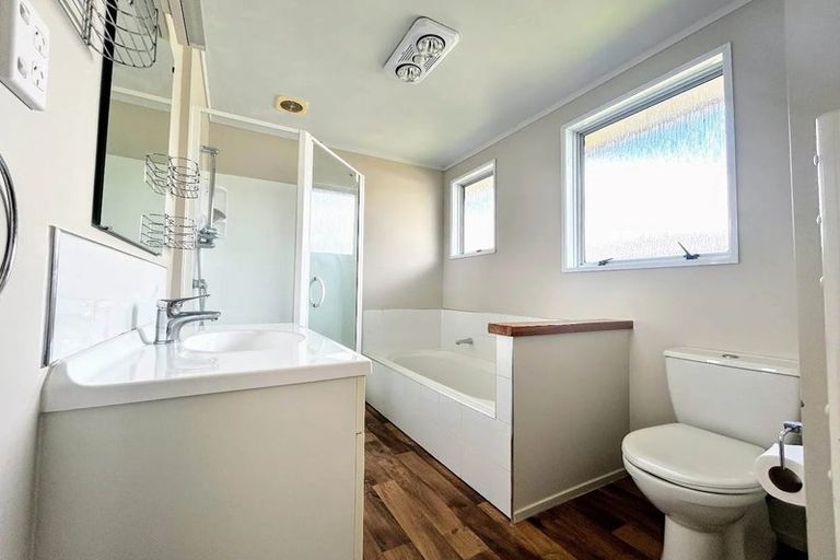 Photo of property in 30 Ridgeway Road, Pukekohe, 2120