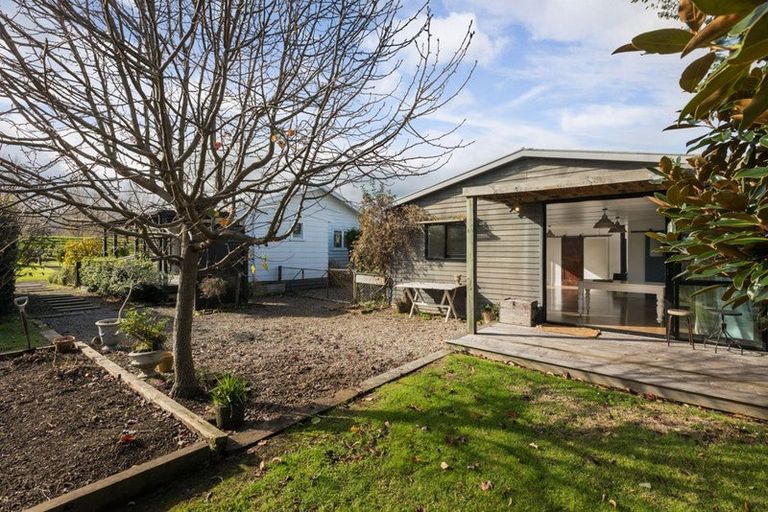 Photo of property in 12 Riverbank Road, Paeroa, 3600
