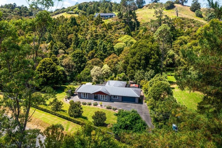 Photo of property in 1527 Weranui Road, Wainui, Silverdale, 0994