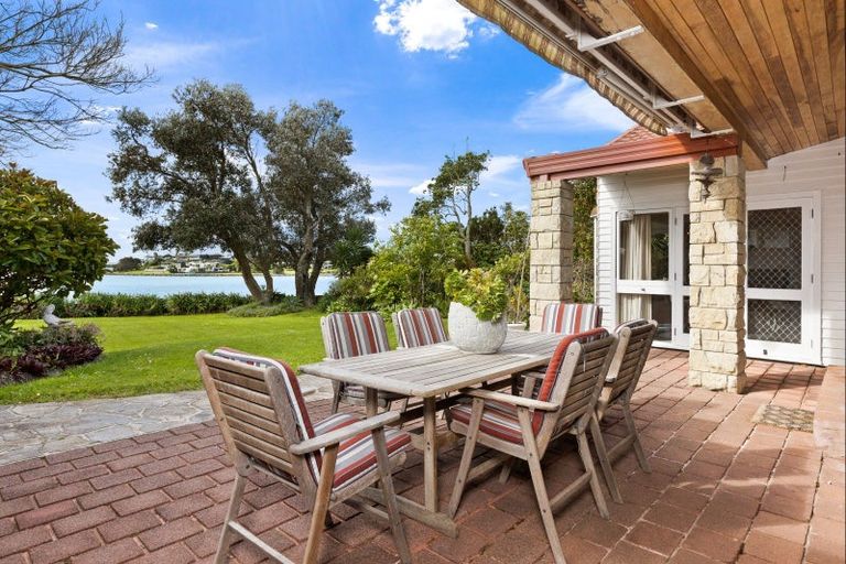 Photo of property in 30 Sanctuary Point, Sunnyhills, Auckland, 2010