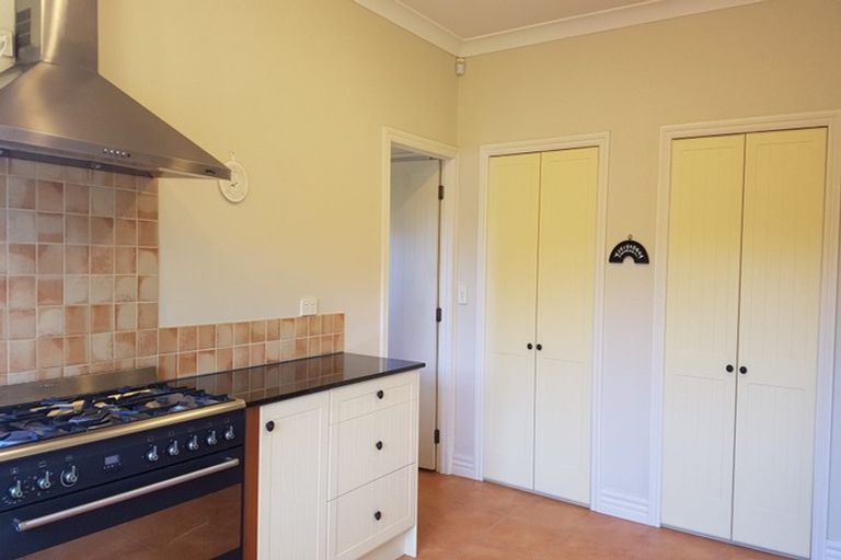 Photo of property in 12a Wicklam Lane, Greenhithe, Auckland, 0632