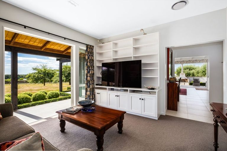 Photo of property in 67 Tarahunga Road, Levin, 5571