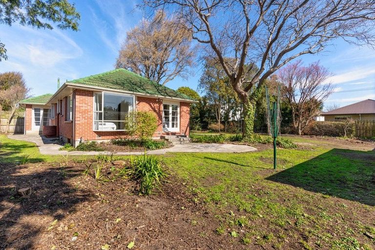 Photo of property in 26 New Brighton Road, Shirley, Christchurch, 8061