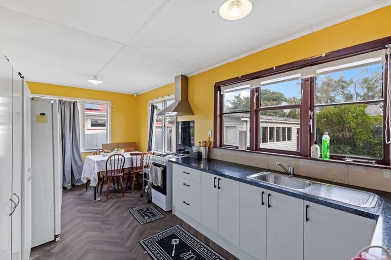 Photo of property in 87 Highbury Avenue, Highbury, Palmerston North, 4412