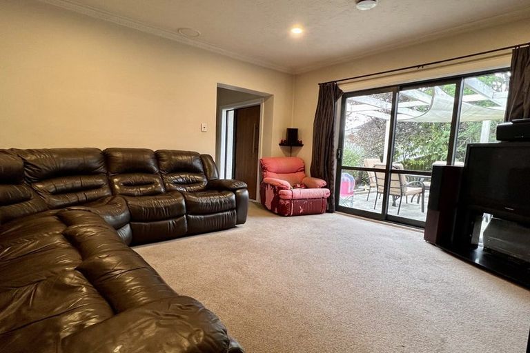 Photo of property in 236 Greers Road, Bryndwr, Christchurch, 8053