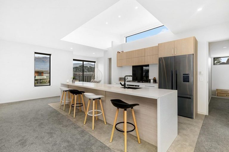 Photo of property in 5 Monaco Drive, Cromwell, 9384