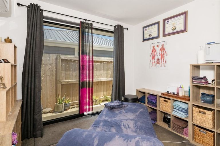 Photo of property in 11 Westhill Lane, Papamoa Beach, Papamoa, 3118