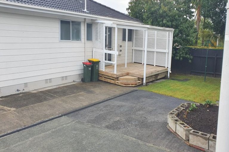 Photo of property in 19 Becker Drive, Weymouth, Auckland, 2103