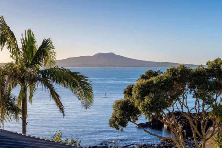 Photo of property in 33 Kitchener Road, Takapuna, Auckland, 0622