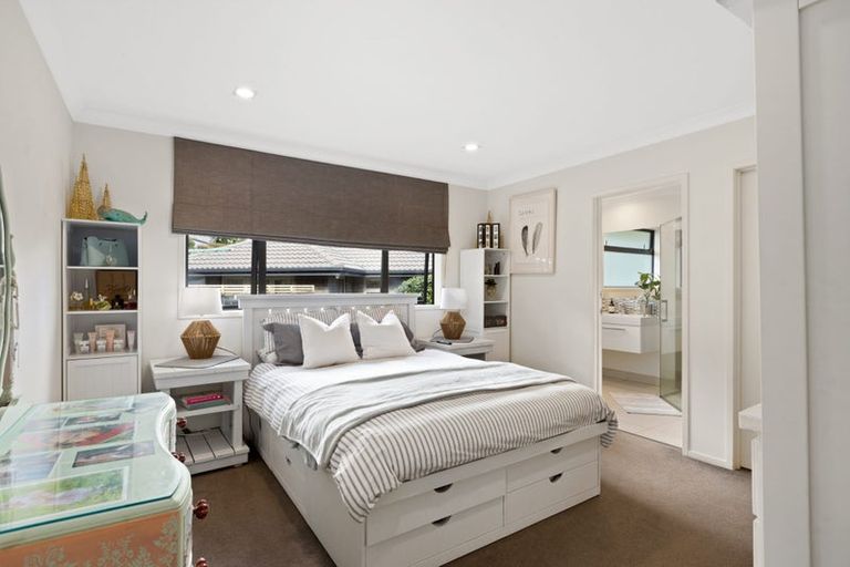 Photo of property in 23 Waldorf Crescent, Orewa, 0931