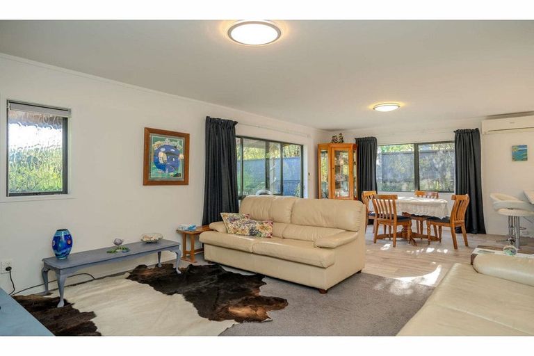 Photo of property in 2/62 Hone Heke Road, Kerikeri, 0230