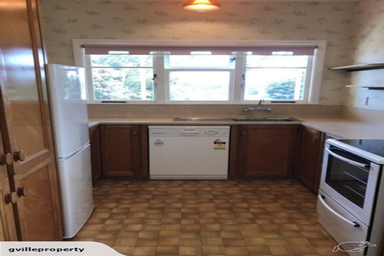 Photo of property in 37 Puriri Street, Gonville, Whanganui, 4501