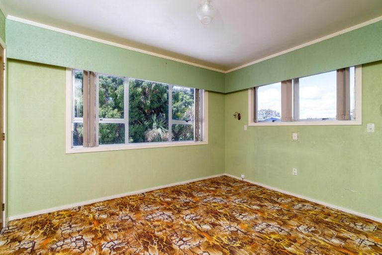 Photo of property in 11 Karioi Crescent, Raglan, 3225