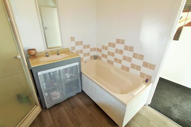 Photo of property in 56 Baird Road, Tokoroa, 3420