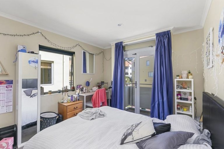 Photo of property in Marrakech Cafe, 39/305 Evans Bay Parade, Hataitai, Wellington, 6021