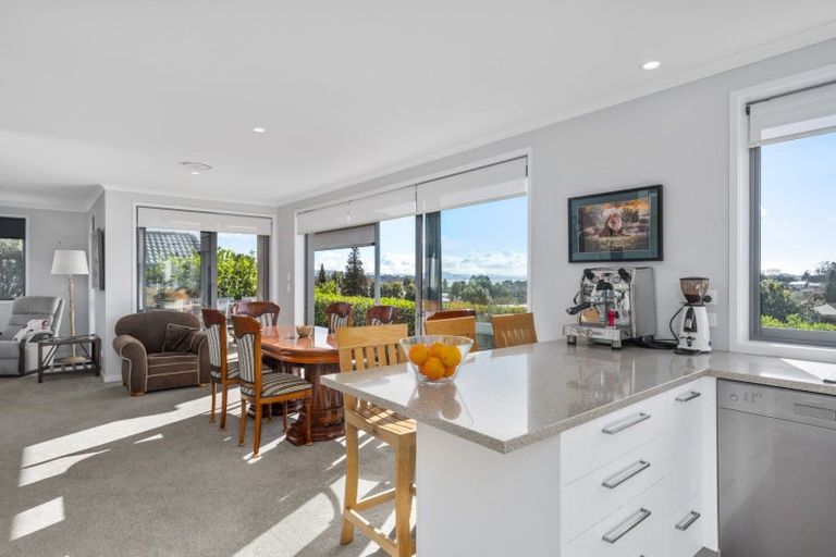 Photo of property in 29 Vista Close, Omokoroa, 3114