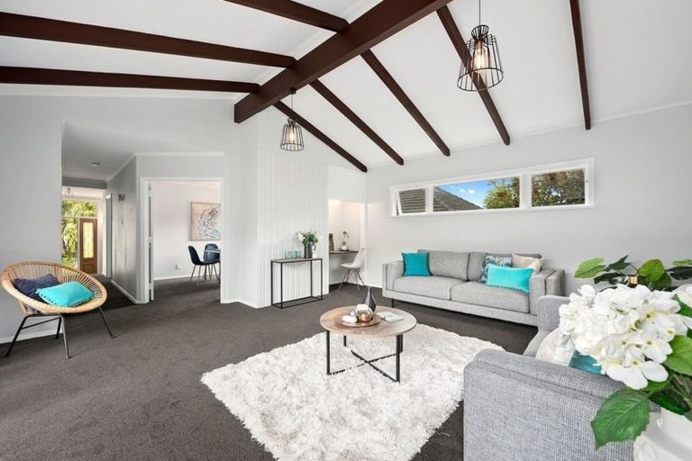 Photo of property in 11 Horoeka Street, Stokes Valley, Lower Hutt, 5019