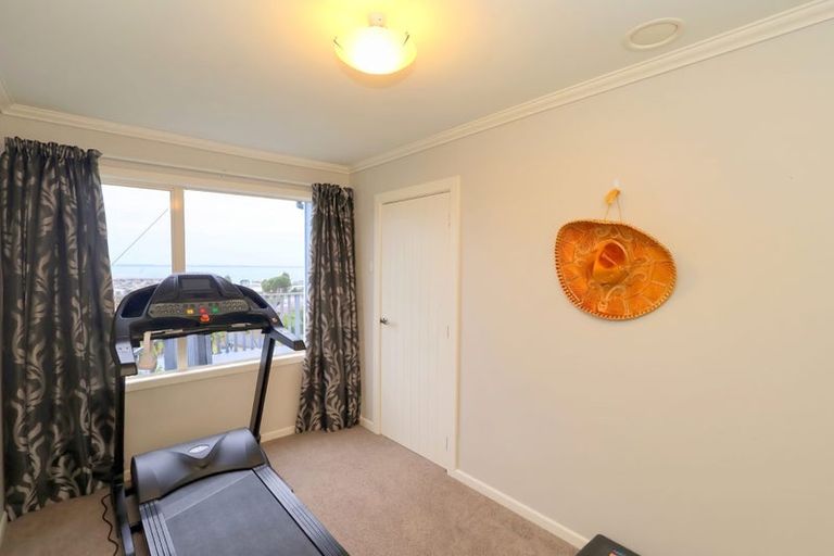 Photo of property in 36 Theodore Street, Bluff, 9814