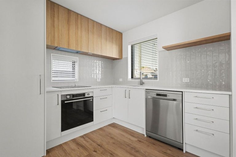 Photo of property in 4/21 Fairfield Avenue, Addington, Christchurch, 8024