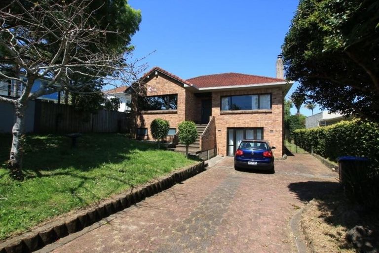 Photo of property in 13 La Veta Avenue, Mount Albert, Auckland, 1025