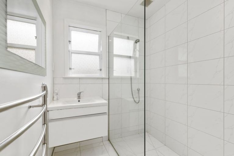 Photo of property in 461 Stokes Valley Road, Stokes Valley, Lower Hutt, 5019