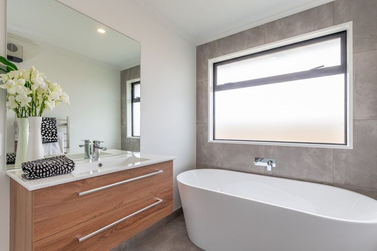 Photo of property in 17 Merlin Terrace, Rolleston, 7615