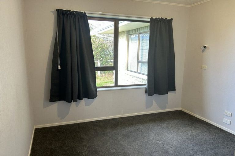 Photo of property in 18 Mckeefry Avenue, Greenmeadows, Napier, 4112