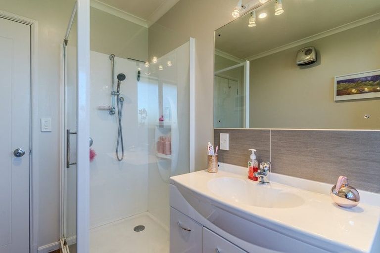 Photo of property in 27 Rhoboro Road, Twizel, 7901