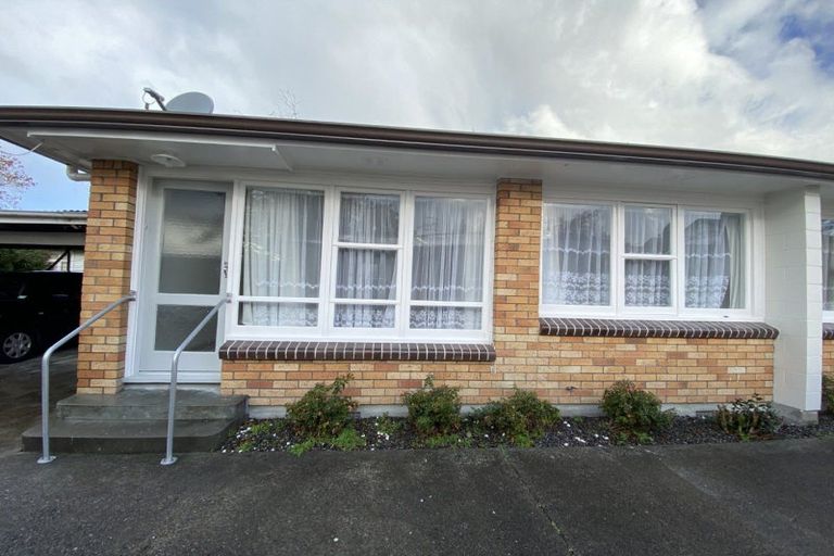 Photo of property in 123 Fitzherbert Avenue, West End, Palmerston North, 4410