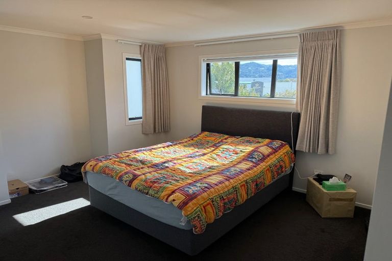 Photo of property in 91c Whites Line East, Waiwhetu, Lower Hutt, 5010