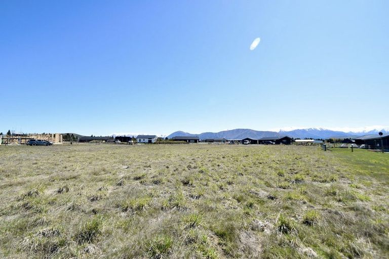 Photo of property in 2 Avlis Place, Twizel, 7901