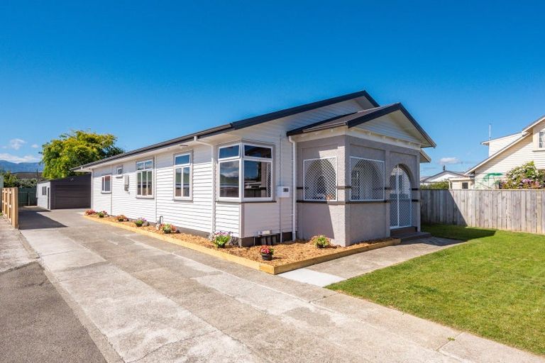 Photo of property in 50a Winchester Street, Levin, 5510