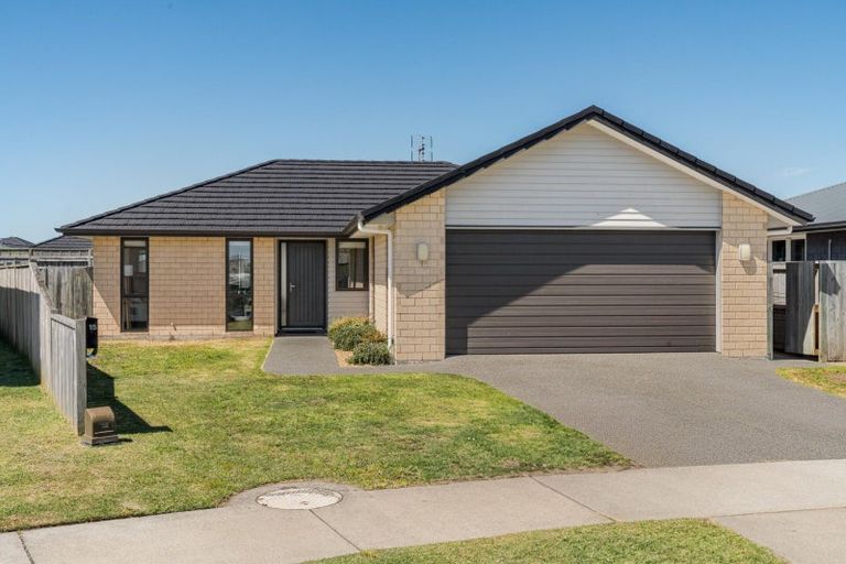 Photo of property in 15 Piata Street, Papamoa Beach, Papamoa, 3118