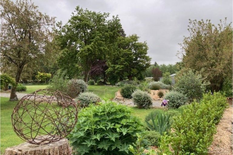 Photo of property in 21 Pleasant Valley Road, Geraldine, 7991