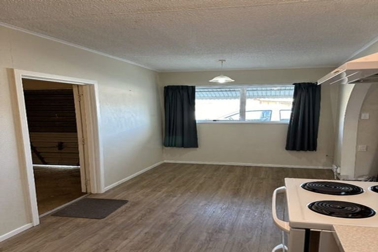 Photo of property in 2/11 Hereford Place, Tamatea, Napier, 4112