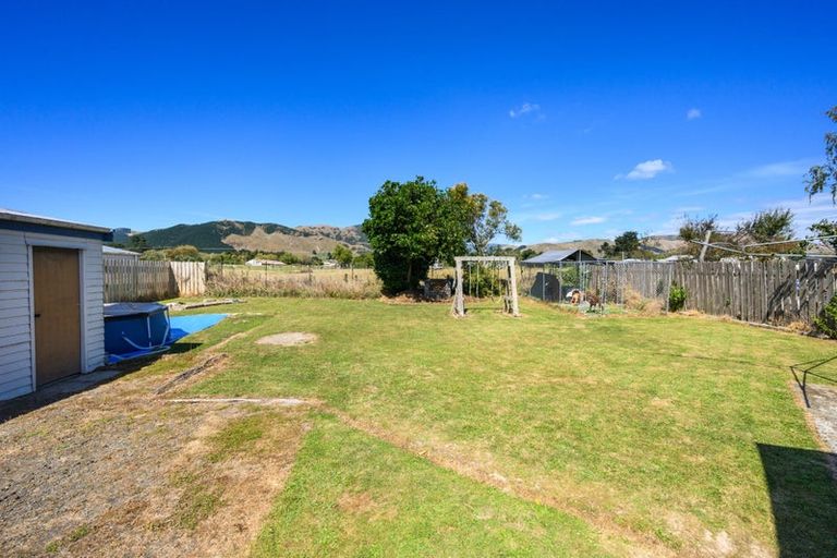 Photo of property in 36 Kowhai Street, Tokomaru, Palmerston North, 4474