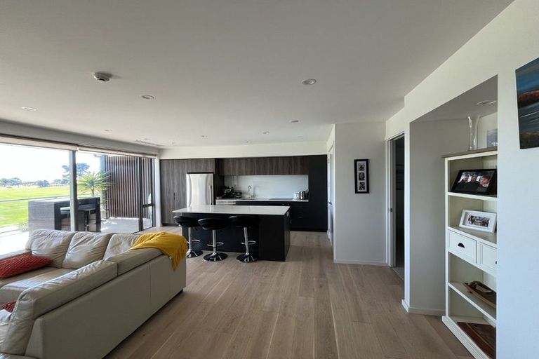 Photo of property in 33 Beach Road, Tahunanui, Nelson, 7011