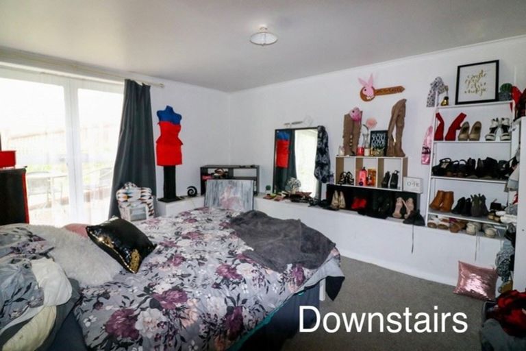 Photo of property in 1 Albert Street, Dannevirke, 4930