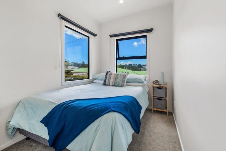 Photo of property in 24b Tindalls Bay Road, Manly, Whangaparaoa, 0930