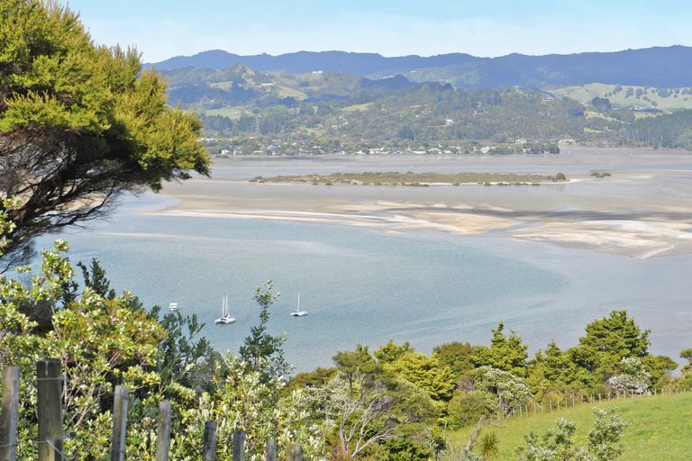 Photo of property in 110 Ti Point Road, Ti Point, Leigh, 0985