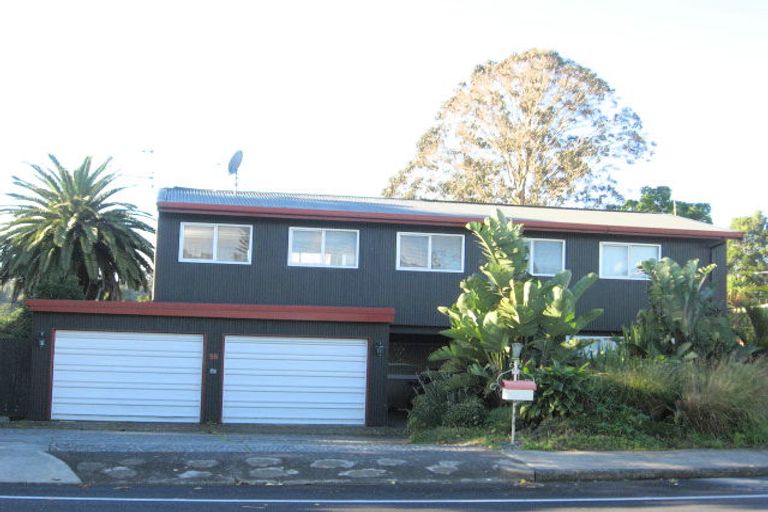 Photo of property in 56 Lawrence Crescent, Hillpark, Auckland, 2102